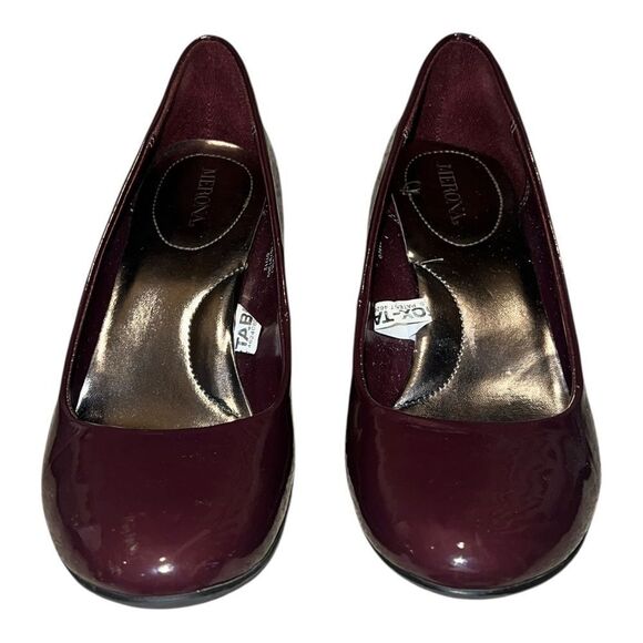 Target Merona Burgundy Maye Pumps Patent Faux Leather Heels Basic 8M EUC - Picture 6 of 10